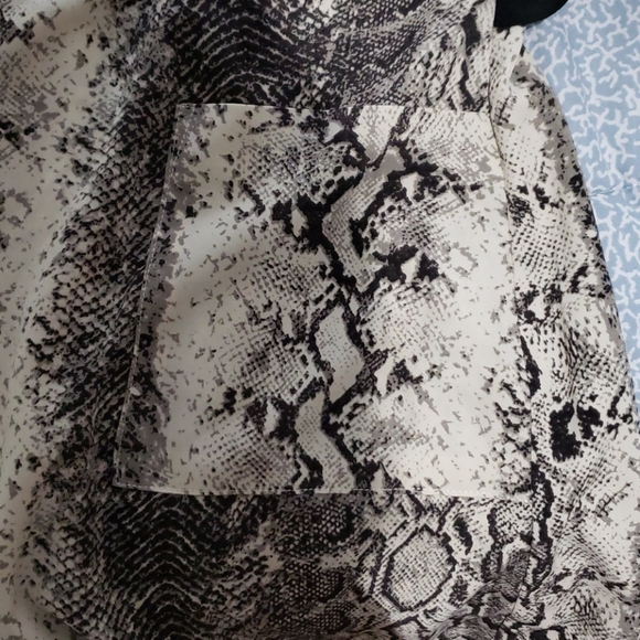 Dynamite snake print wrap dress - Picture 6 of 7